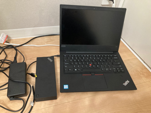 ThinkPad E490 (ドック付属)