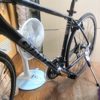GIANT  クロスバイク(交渉中)