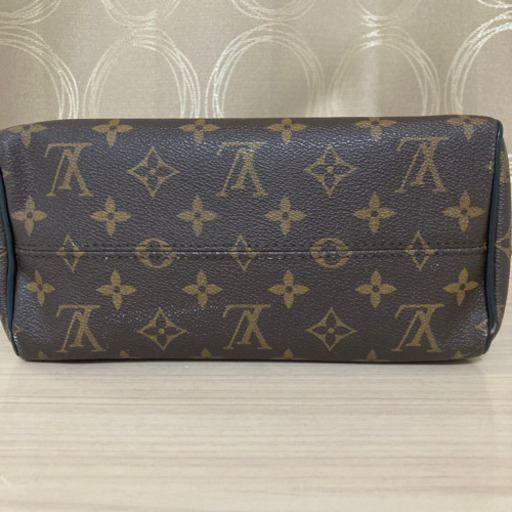 くらげ　ルイヴィトン　モノグラム　ポーチ／セカンドバッグ LOUIS VUITTON - ルイヴィトン モノグラム N°7 ヴォワヤージュMM