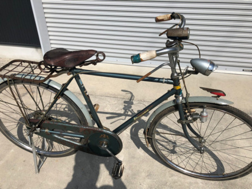 レトロ自転車（車輪、ハンドル、フレーム等サビあり