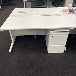 ⭐️激安！⭐️70%OFFは当たり前！？中古オフィス家具販売会