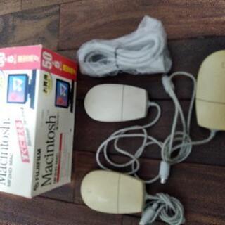 Apple Macintosh SE/30 本体、キーボード、マウス、ゲーム等 Apple Macintosh SE/30 本体 キーボード マウス オールドマック