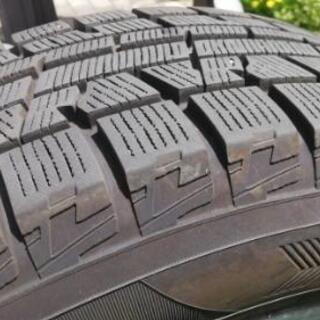 【使用少】セレナ スタッドレスタイヤ アルミホイールセット