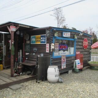 【札幌】アメリカン雑貨店  イエローハウス  ／ ビンテージ・コカコーラグッズ・ブリキ看板・ガーデニング・リサイクルショップ・北海道札幌市北区篠路の画像