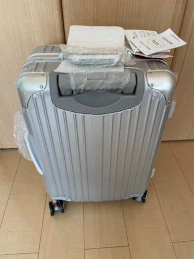 【値下げ交渉してください】スーツケース【未使用】Sサイズ　20inch