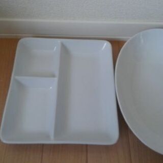 カレー皿とプレート皿