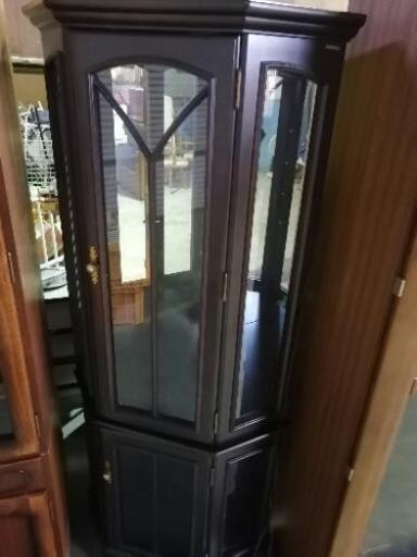 0424-3 カリモク ガラスショーケース 棚板なし 電球ないため通電未確認