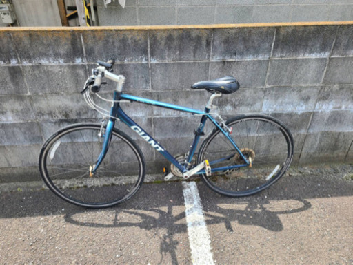 Giant escape  R3 28インチ