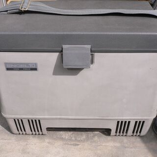 【ネット決済】ENGEL 車載冷凍、冷蔵庫10L