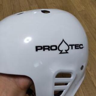 ヘルメット　PROTEC