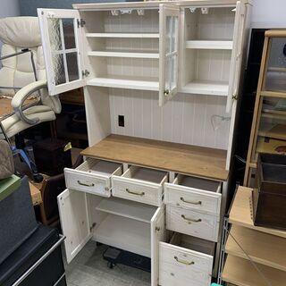 美品 ニトリ ミドルレンジボード シナモ 幅105cm カントリー調 フレンチカントリー レンジボード 食器棚 キッチンボード 南12条店