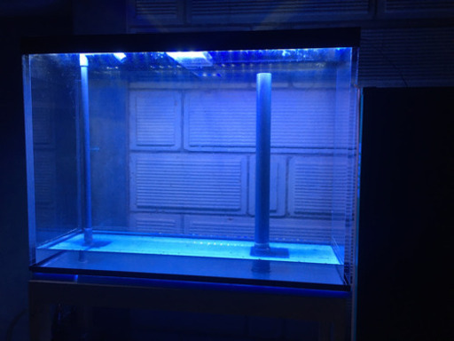 アクリル水槽　120  バイク　バギーと交換も可能です。 アクリル水槽 120 バイク バギーと交換も可能です。