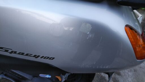 ホンダスペイシー100 JF13 シルバー 頑丈な2種原付 リアボックスも付け