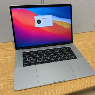 APPLE MacBook Pro 2017 15インチ 16GB