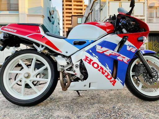 ホンダ　VFR400R　NC30　1992年最終モデル　59馬力クラス最強　最新ETC2.0装備　オリジナルメｰタｰ　速度リミットなし　パワーバンドの破壊力はＮＳＲ以上　フルカウル　現役バリバリ