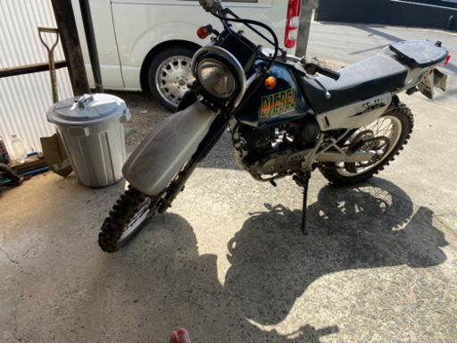 ジェベル200