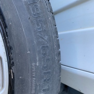 2018年 195/65R15 夏タイヤバリ目 アルミホイール