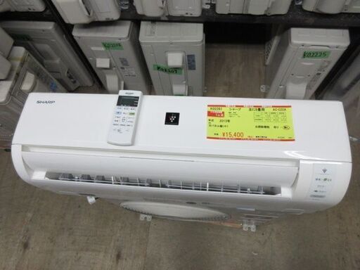K02261　シャープ　 中古エアコン　主に6畳用　冷房能力 2.2KW ／ 暖房能力 2.2KW