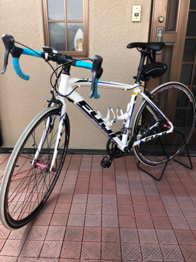 FUJI ロードバイク　サイクリングジャージ2着　ビンディングシューズセット