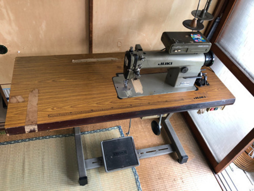 4月30日には処分します。業務用ミシン