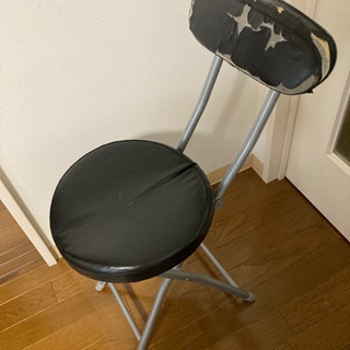 【無料】ニトリ　折りたたみチェア　パイプ椅子