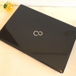 美品！新品SSD 富士通 FMV WW11B celeron 3205U  office2019 ノートパソコン windows10　ノートPC サクサク動きます  Y02 美品！新品SSD 富士通 FMV WW11B celeron 3205U office2019 ノート