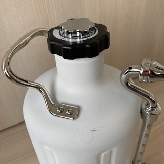 Growler werks UKEG ビールサーバー