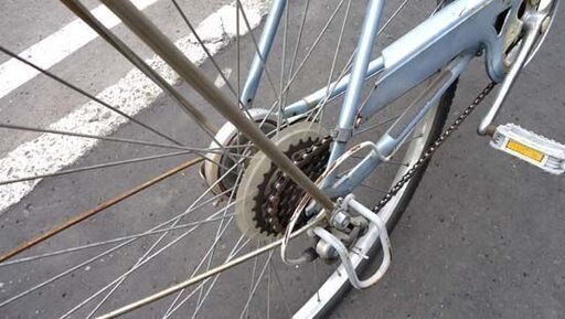 自転車 27インチ ママチャリ 6段変速 カゴ付 ライトブルー ☆ PayPay ...