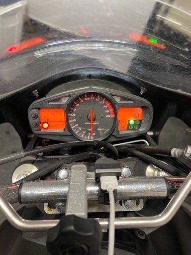 GSR400 車検あり！ GSR400ABSカスタム 車検、自賠責有り 追記あり (お