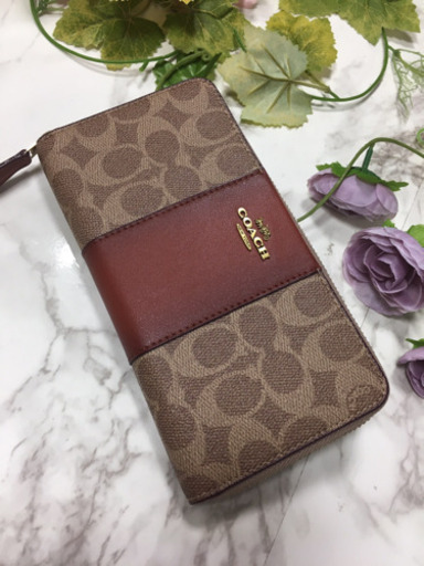 COACHシグネチャー長財布