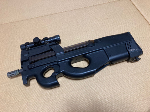 東京マルイ　P90