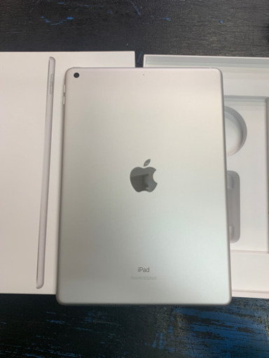 美品】Apple アップル タブレット iPad 10.2インチ 第8世代 Wi-Fi 32GB