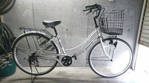 自転車中古 ESCORT TOWN 外装6段変速 カゴリアキャリア付き 鍵新品 タイヤ26インチ カラーシルバー