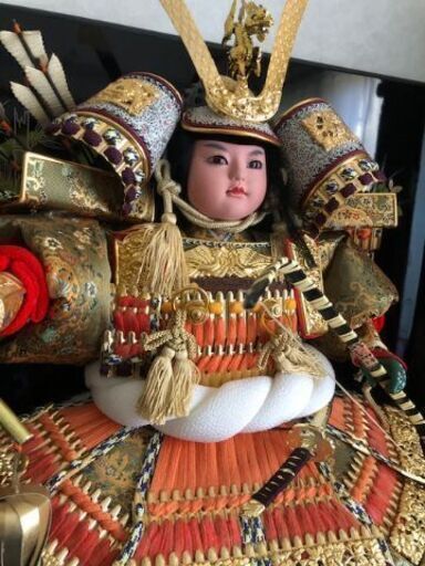 記念写真撮影に最適！ 陣羽織付き五月大将人形 愛峰作