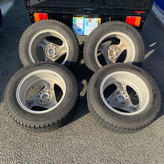 スタッドレス　215 65 16