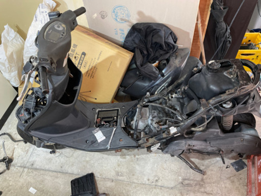 v 125部品取り車