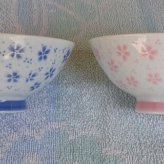 花柄茶碗　ピンク＆ブルー　各２組　　　４個セット　　　中古品