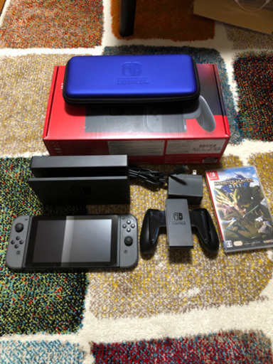ニンテンドースイッチ、モンハンライズとケース付き
