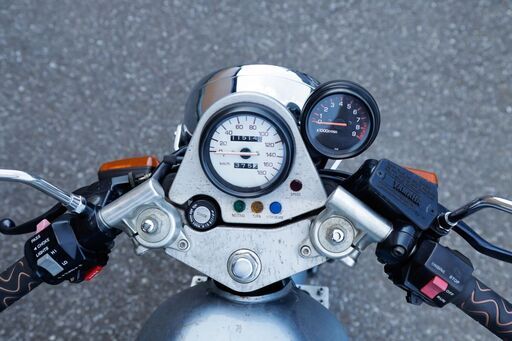 YAMAHA マジェスティ】外装コーティング加工済み！！鉄板フルカスタム！！