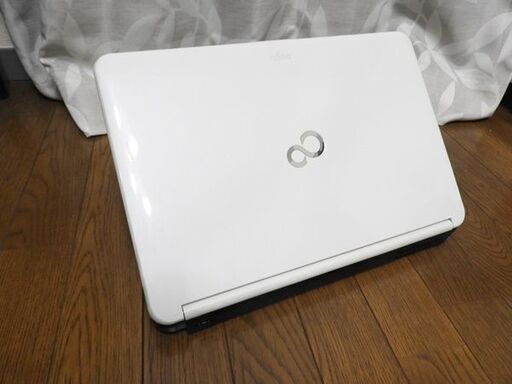 フリーランス、個人事業主、ビジネスマンへのPC/起動早い/フリーズしない/富士通