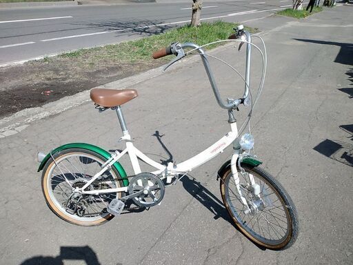 格安　札幌市　折り畳み自転車　20インチ　オートライト　オシャレ　中古自転車