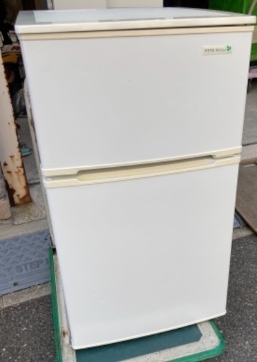 【RKGRE-642】特価！YAMADA//90L 2ドア冷凍冷蔵庫/YRZ-C09B1/中古品/2017年製/当社より近隣無料配達！