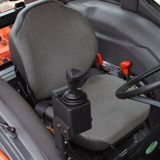 【SOLD OUT】クボタ トラクター KL33 フロントローダー 33馬力 キャビン エアコン パワステ 自動水平 Uシフト オートヒッチ フロントタイヤ新品【清掃・整備済】【農機具でっく】【福岡】【トラクター】