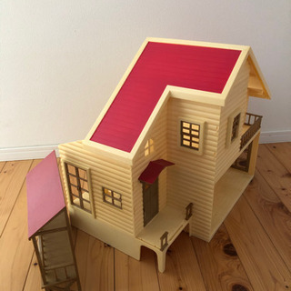 【ネット決済】【商談中】シルバニアファミリー　赤い屋根の大きなお家