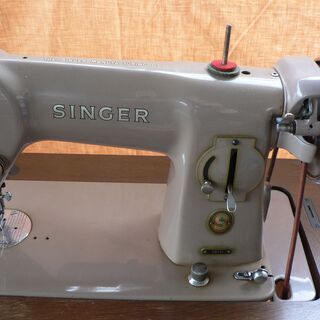 ＳＩＮＧＥＲ　足踏みミシン
