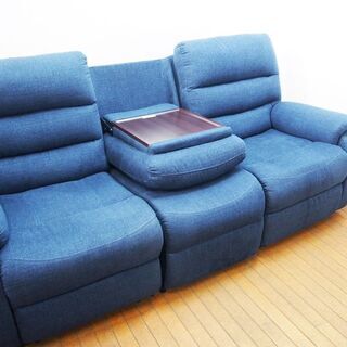 美品】使用半年 3人用電動布張りテーブル付きリクライニングソファ