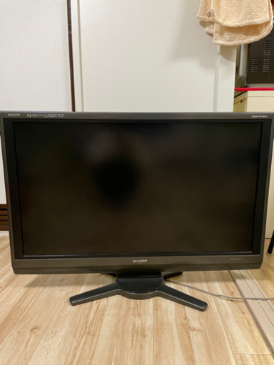 シャープ　アクオス　40型　日本製　テレビ　作動確認済　引き取り可能方
