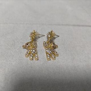 くまピアス