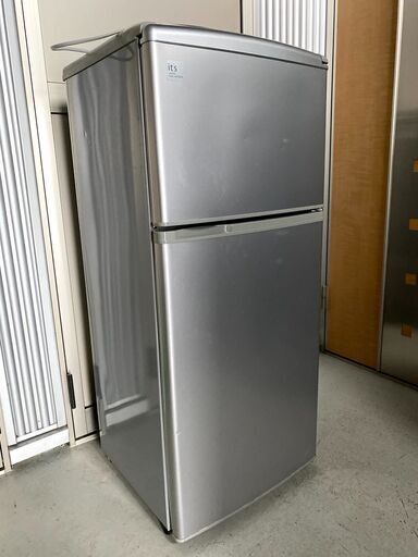 【値下げしました】SANYO 冷凍冷蔵庫（109L） 1~2人暮らしに最適なサイズです