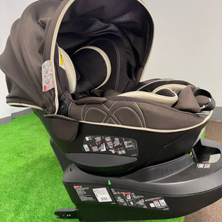 美品！AILEBEBE  エールベベ  チャイルドシート クルット4i